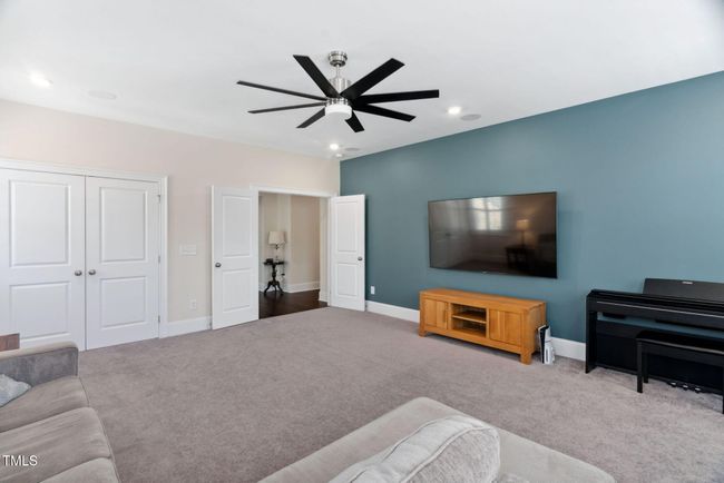 Game Room | Image 29