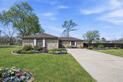 815 Wisconsin St, South Houston, TX, 77587-4964 | Card Image
