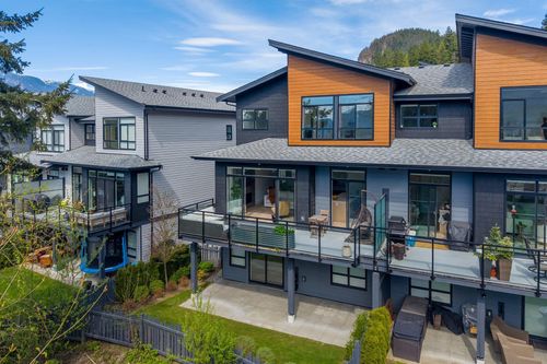 41203 Highline Pl, Squamish, BC, V8B1C2 | Card Image