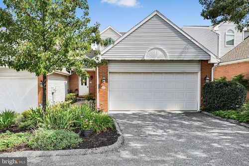375 Tri Hill Rd, YORK, PA, 17403-3854 | Card Image