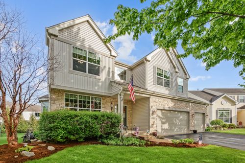 10631 Oregon Trl, Huntley, IL, 60142-4023 | Card Image