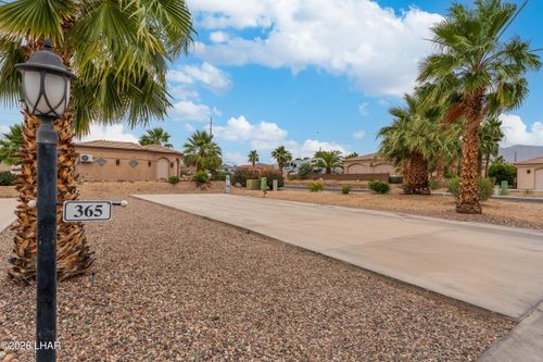 1905 Victoria Farms Rd, Lake Havasu City, AZ, 86404-8535 | Card Image