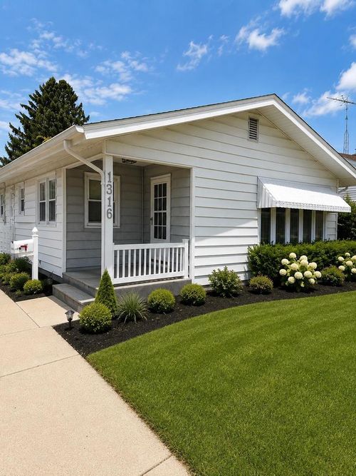1316 S Terrace Street, Janesville, WI, 53546 | Card Image