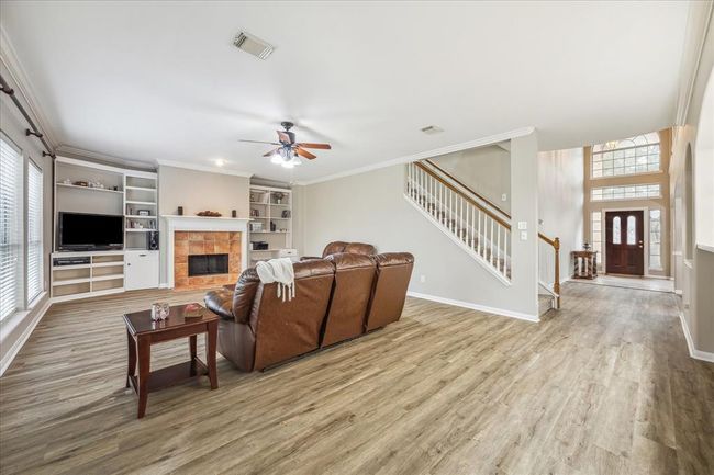 1304 Pine Forest Dr, House other with 4 bedrooms, 3 bathrooms and 3 parking in Pearland TX | Image 8
