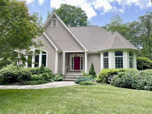 67 Transylvania Rd, Roxbury, CT, 06783-2108 | Card Image
