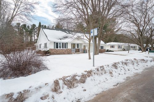 109 Westover Rd, Eau Claire, WI, 54701-7171 | Card Image