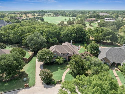 305 Canyon Lake Dr, Southlake, TX, 76092-7303 | Card Image