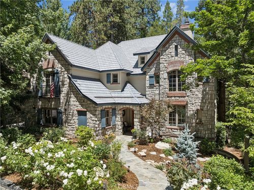 27489 Meadow Bay Dr, Lake Arrowhead, CA, 92352 | Card Image