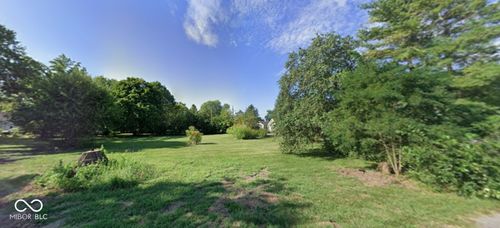 5465 S Greenfield St, Fountaintown, IN, 46130-9418 | Card Image