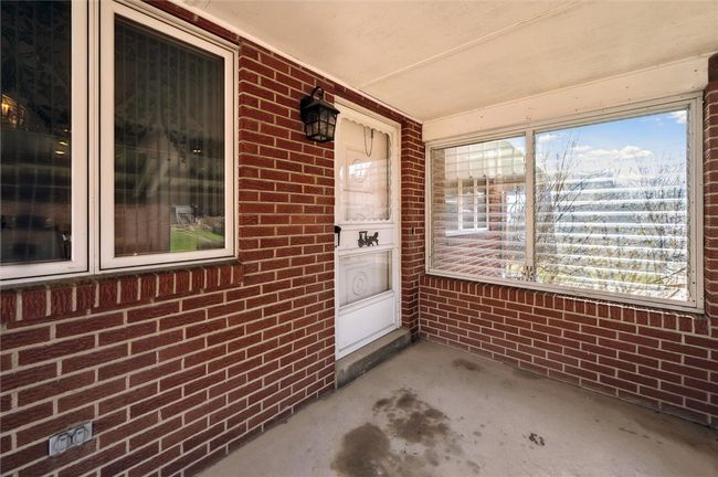 502 Sycamore St, House other with 3 bedrooms, 2 bathrooms and 2 parking in Vandergrift PA | Image 6
