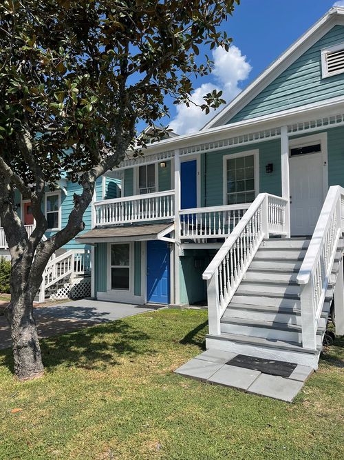 apt-3-1810 24th St, Galveston, TX, 77550-8325 | Card Image