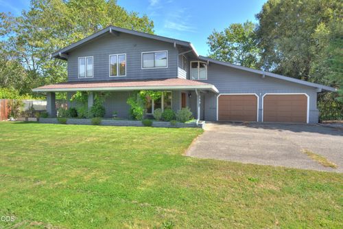 299 Foothill Blvd, Rogue River, OR, 97537-9629 | Card Image