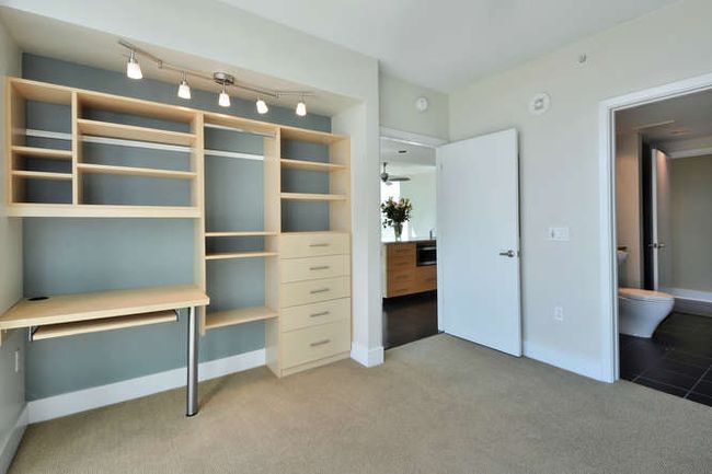 APT-1703 - 300 Bowie St, Condo with 2 bedrooms, 2 bathrooms and 2 parking in Austin TX | Image 15