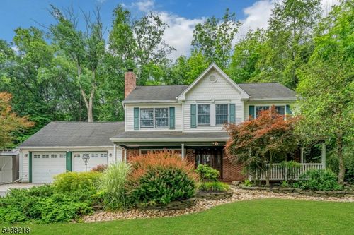 72 Mountain Ave, Warren, NJ, 07059-5320 | Card Image
