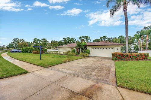 4311 Middle Lake Dr, TAMPA, FL, 33624-3406 | Card Image