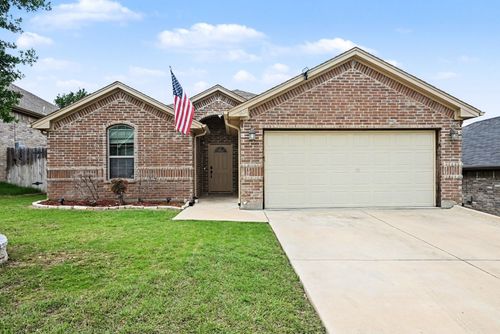 808 N Ridge Dr, Fort Worth, TX, 76108-3038 | Card Image
