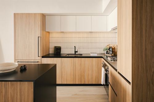 213-5060 James St, Vancouver, BC, V5V3J4 | Card Image