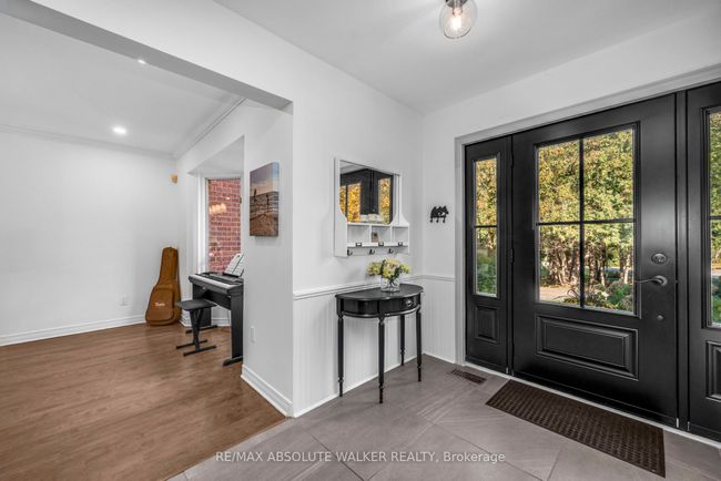 6284 Elkwood Dr, House other with 4 bedrooms, 4 bathrooms and 4 parking in Greely ON | Image 4