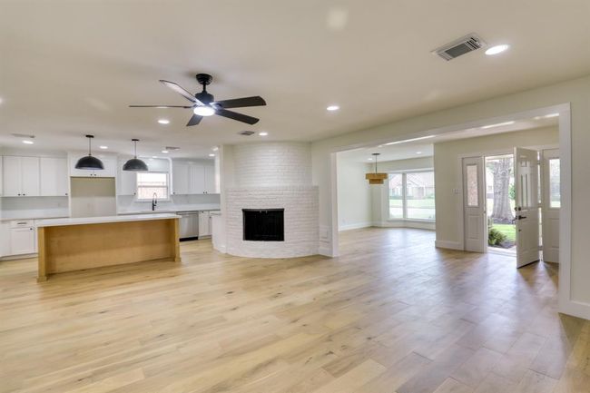 2519 Parana Dr, House other with 3 bedrooms, 2 bathrooms and 2 parking in Houston TX | Image 13