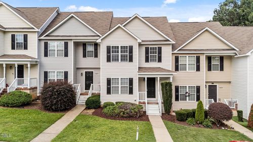 407 Whitehall Ct, Clayton, NC, 27520-4948 | Card Image