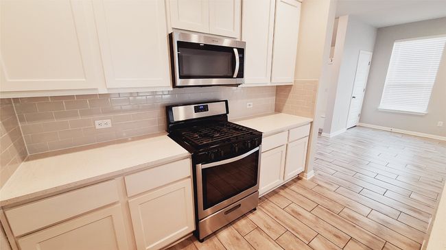 124 Peruvian Ln, House other with 4 bedrooms, 3 bathrooms and 4 parking in Georgetown TX | Image 12