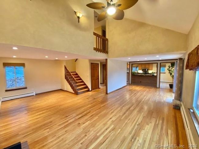 229 New Rd, House other with 2 bedrooms, 3 bathrooms and null parking in Avon CT | Image 8