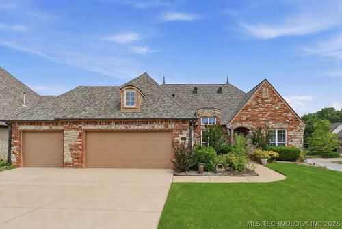 327 E 123rd Ct S, Jenks, OK, 74037-4297 | Card Image