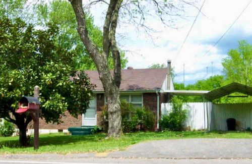 439 Ewing Dr, Nashville, TN, 37207-3209 | Card Image