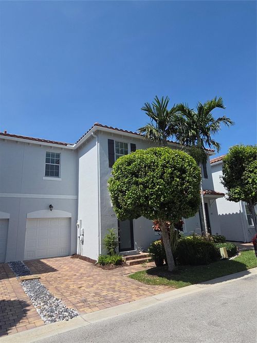 479 Graham Pl, Boynton Beach, FL, 33435-5051 | Card Image