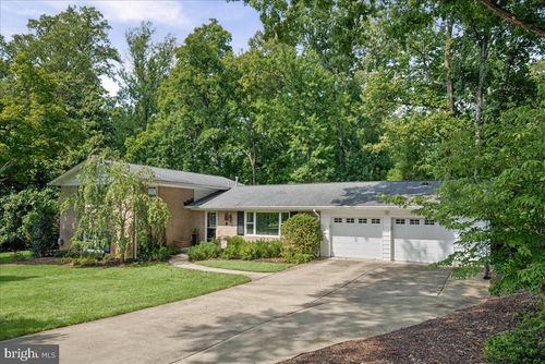4000 Mavis Ct, ALEXANDRIA, VA, 22309-2914 | Card Image