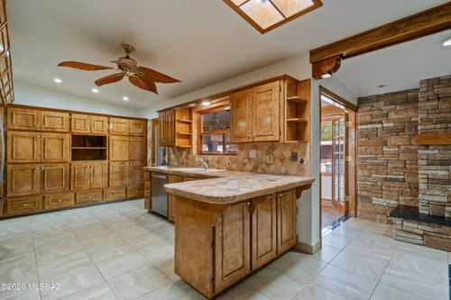 5101 E 9th Street, Tucson, AZ, 85711 | Card Image