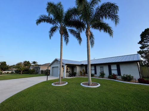 2166 Se Bowie St, Port St. Lucie, FL, 34952-6905 | Card Image