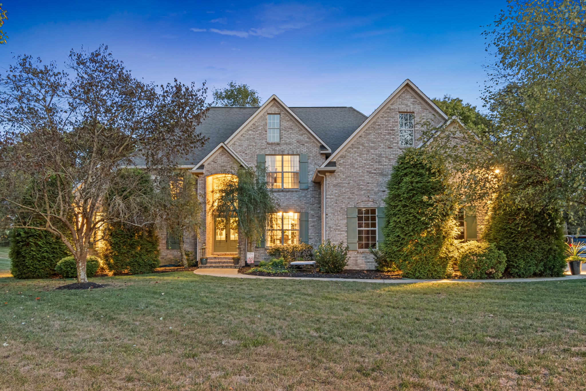 Zion Crossing Ct, Columbia, TN 38401