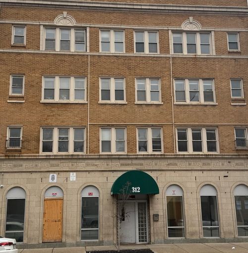 3-312 N Central Ave, Chicago, IL, 60644-2275 | Card Image