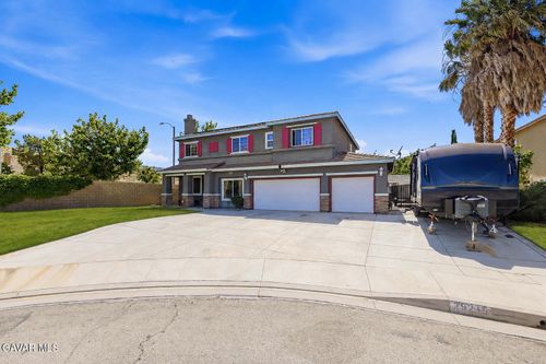 39215 Chantilly Ln, Palmdale, CA, 93551-1587 | Card Image