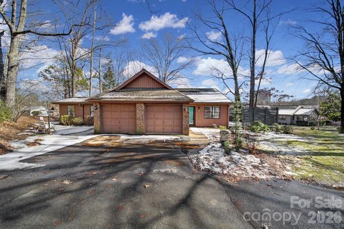 498 Glory Ct, Fort Mill, SC, 29715-6327 | Card Image