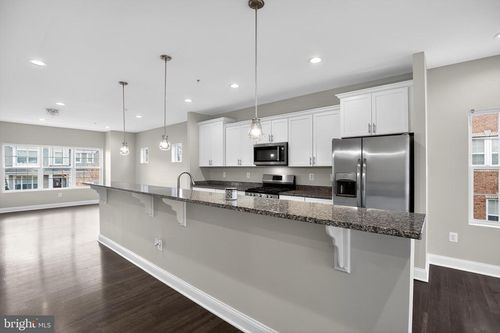 11387 Tolkien Ave, WHITE PLAINS, MD, 20695-4180 | Card Image