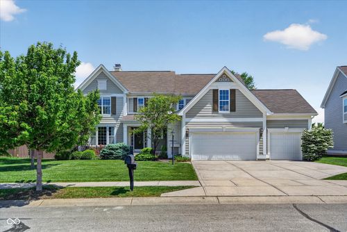 13701 Blooming Orchard Dr, Fishers, IN, 46038-4263 | Card Image