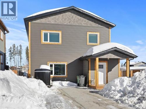 29 Reliance St, Whitehorse, YT, Y1A0T6 | Card Image