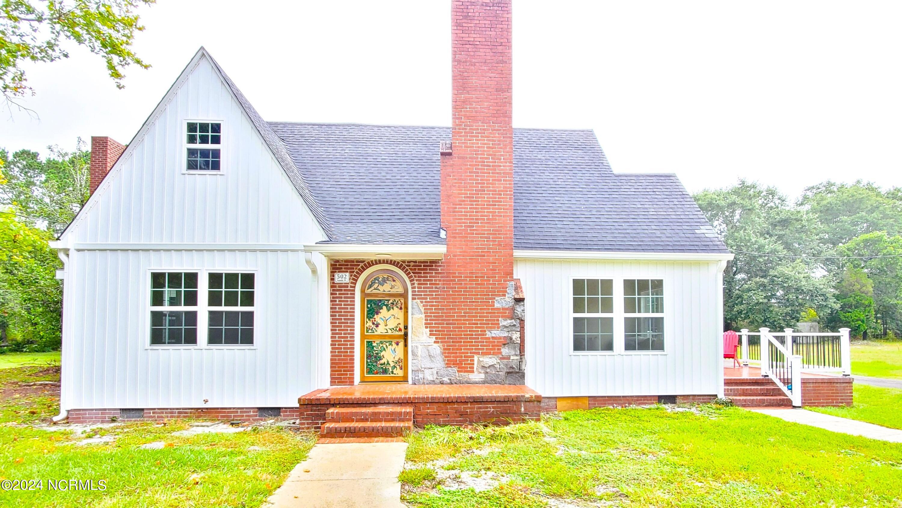 Sandy Point Rd, New Bern, NC 28560