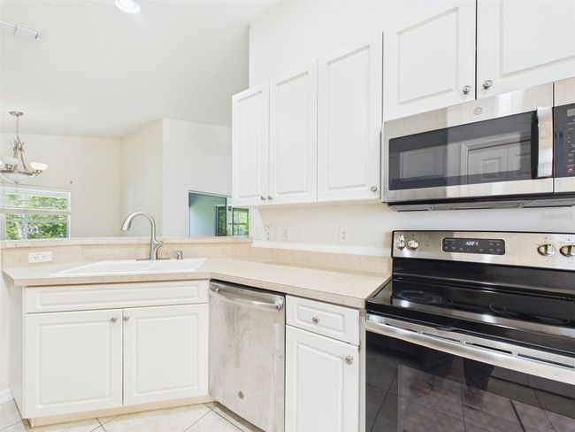 10169 Holly Berry Dr, House other with 3 bedrooms, 2 bathrooms and null parking in Weeki Wachee FL | Image 12