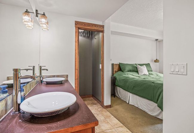 313 - 80 Dyrgas Gate, Townhouse with 3 bedrooms, 3 bathrooms and 2 parking in Canmore AB | Image 37