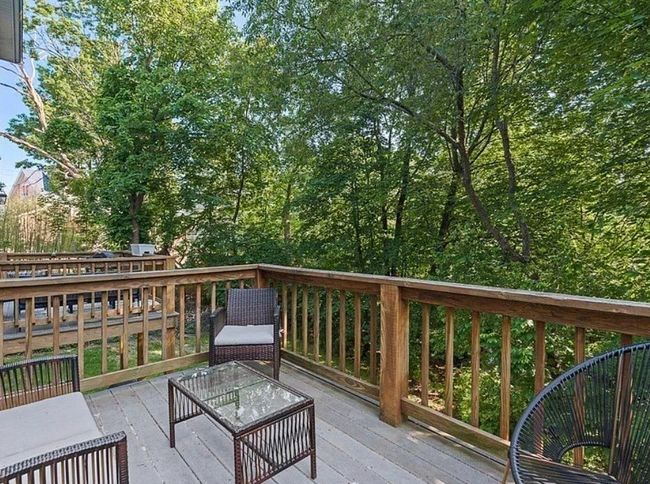 UNIT-2 - 122 E Squantum St, Condo with 3 bedrooms, 3 bathrooms and 1 parking in Quincy MA | Image 14