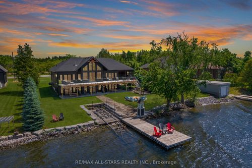 762 County Rd 24, Dunsford, ON, K0M1L0 | Card Image