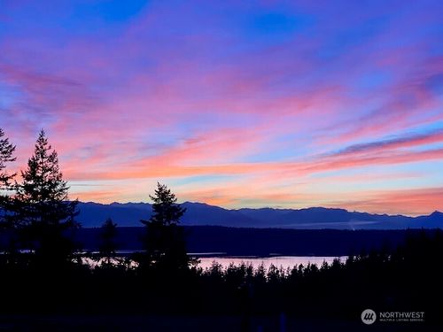 1256 Youngwood Rd, Camano Island, WA, 98282-7614 | Card Image