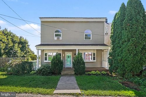 728 W John St, FRACKVILLE, PA, 17931-1004 | Card Image