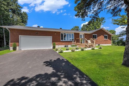 10369 County Rd 3, Mountain, ON, K0E1S0 | Card Image
