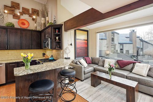 unit-9-4000 Brush Creek Rd, Snowmass Village, CO, 81615-6490 | Card Image