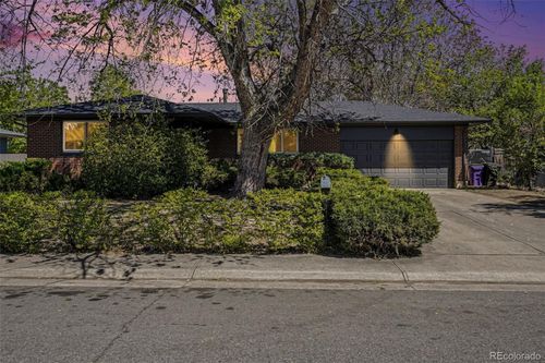 5034 Scranton Ct, Denver, CO, 80239-4318 | Card Image