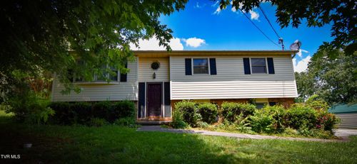 529 Old Gray Station Rd, Johnson City, TN, 37615-3715 | Card Image